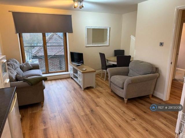 Apartment for rent in Oxted, Hillview