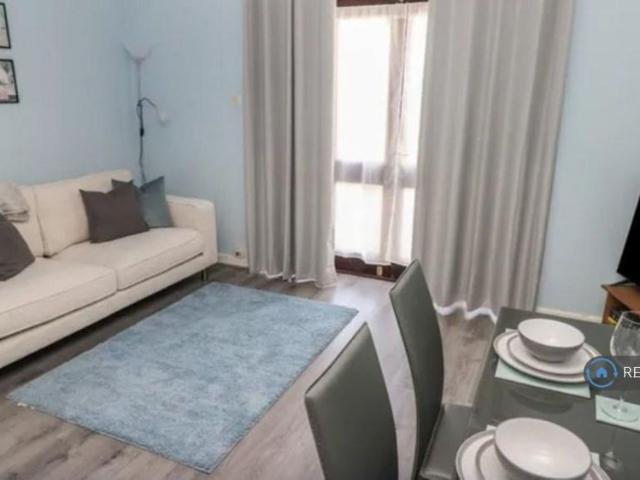 Apartment for rent in St. Mary Out Liberty, Tenby
