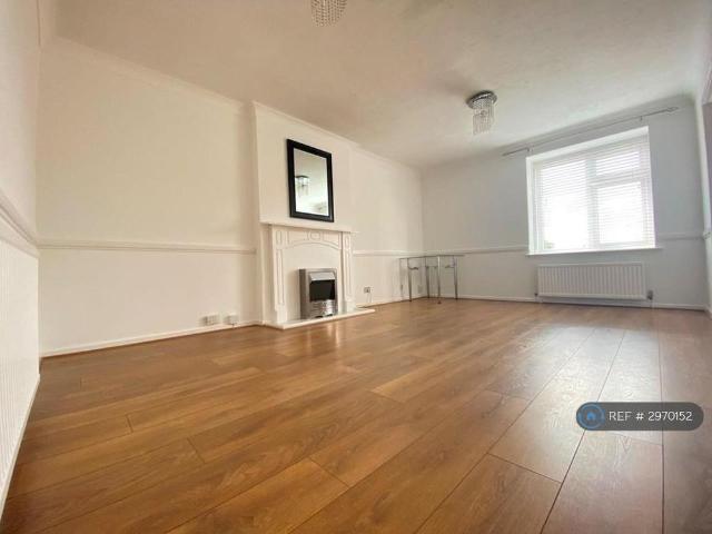 Apartment for rent in Roundhay, Leeds