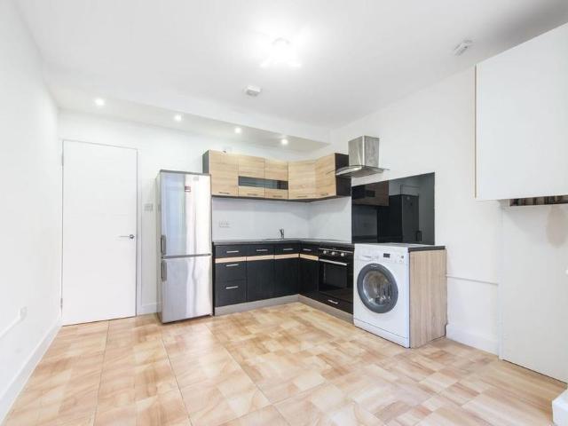 Apartment for rent in London Borough of Barnet, Greater London