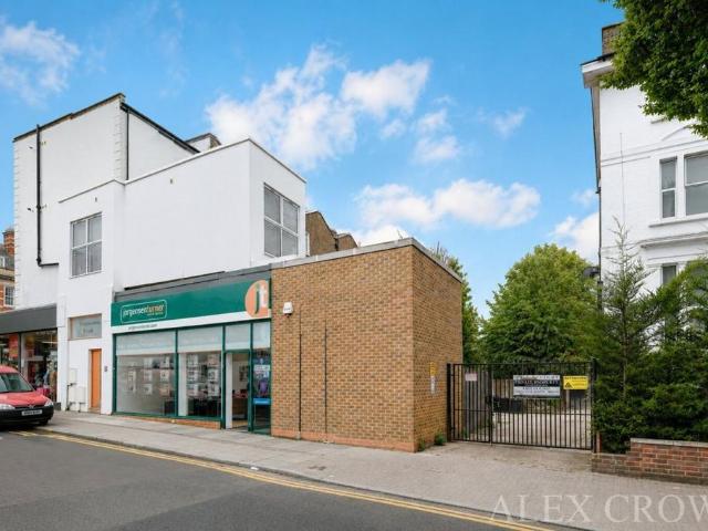 Flat for rent in Kilburn, Greater London