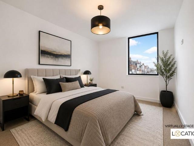 Flat for rent in Lakeside, Rodbourne