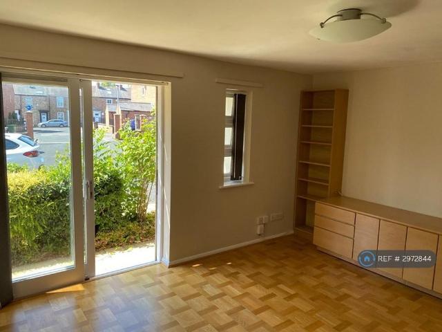 Apartment for rent in High Field, York
