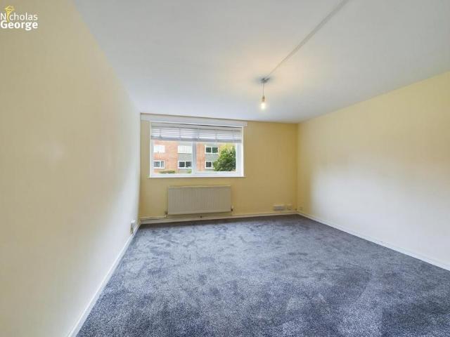Apartment for rent in Wake Green, West Midlands