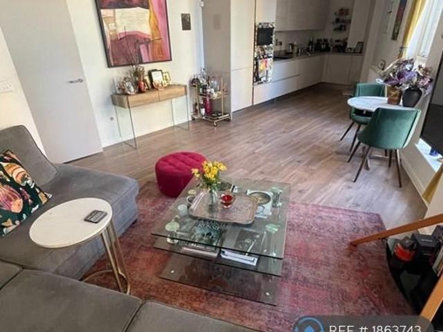 Apartment for rent in Bromley-by-Bow, Bow