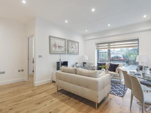 Apartment for rent in Henley-on-Thames, Berrick Salome