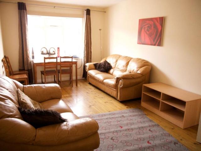 Apartment for rent in Hillside, Leith
