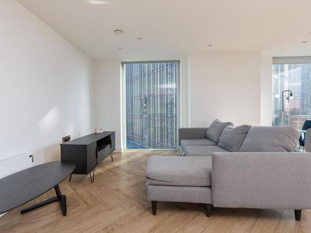 Apartment for rent in City Centre, Salford