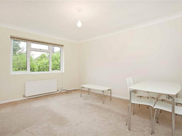 Flat for rent in Church End, Greater London