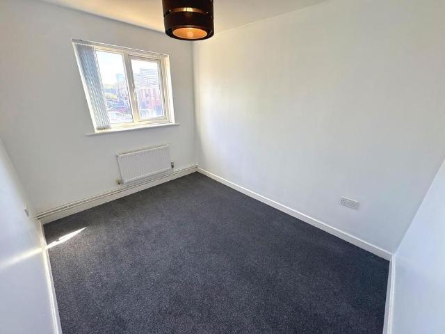 Apartment for rent in Calderstones