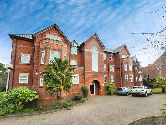 Flat for rent in Trafford Park, Greater Manchester