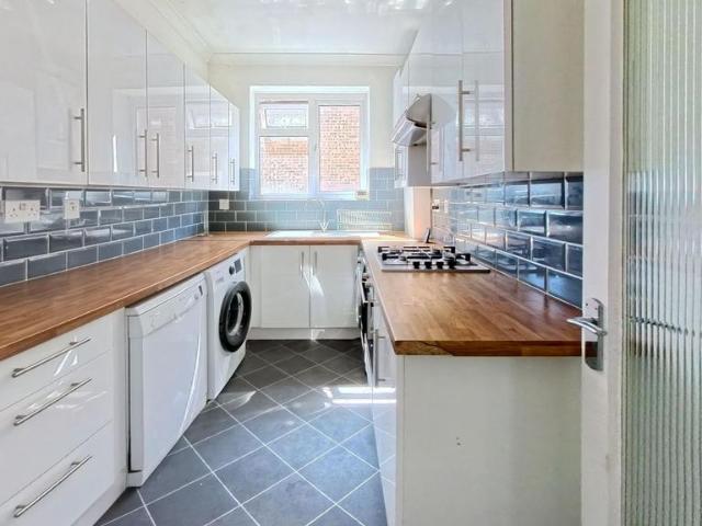 Flat for rent in Belvedere, Greater London