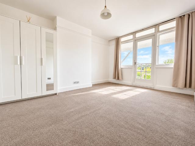 Flat for rent in Brighton Marina Village, Brighton