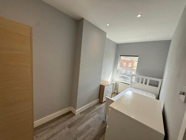 Apartment for rent in London Borough of Ealing, Hanwell