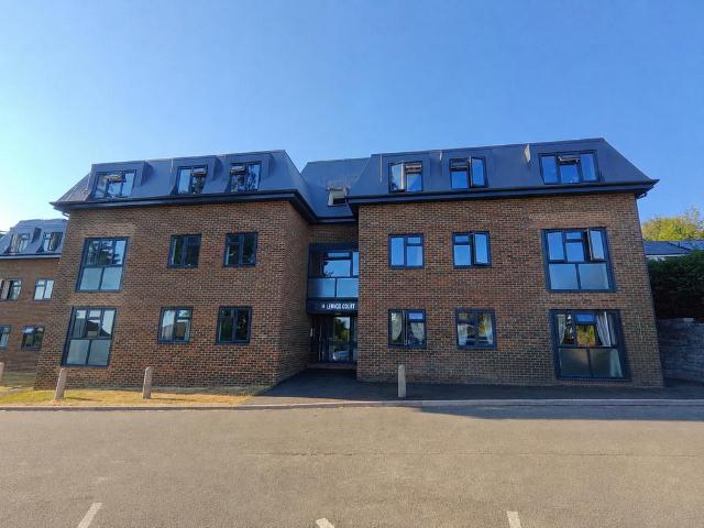 Flat for rent in Cross In Hand, East Sussex