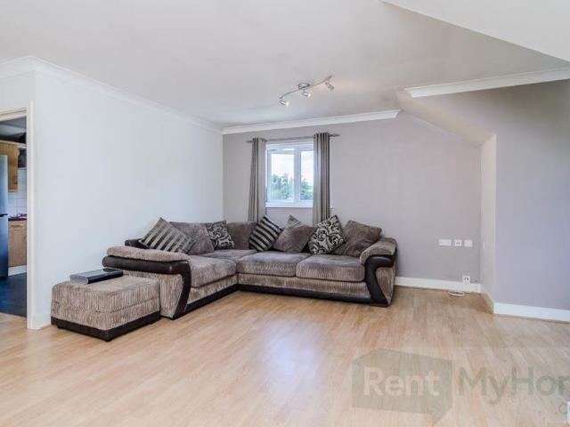 Apartment for rent in London Borough of Croydon, Greater London