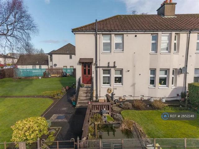 Flat for rent in Law, Scotland