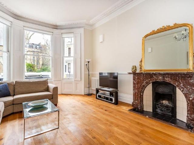 Apartment for rent in South Kensington, Greater London