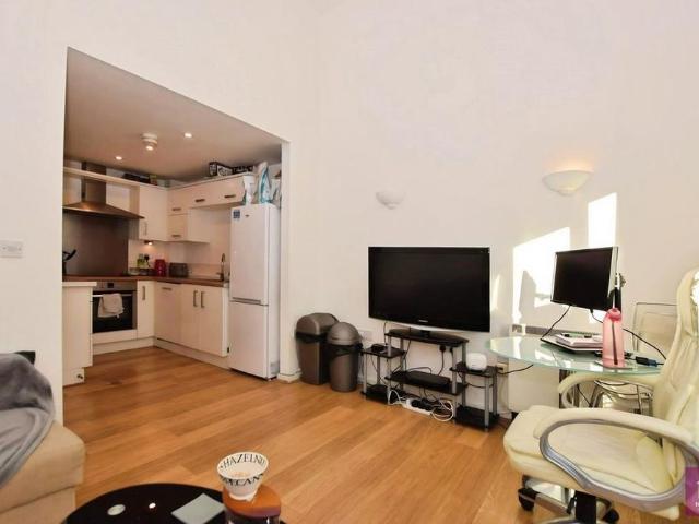 Apartment for rent in City Centre, Georgia