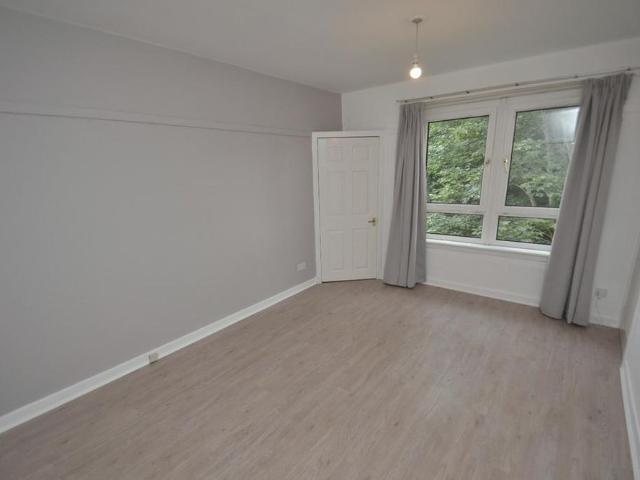 Apartment for rent in Craigton, Scotland