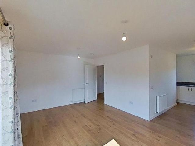 Apartment for rent in Bridgend, Moneydie