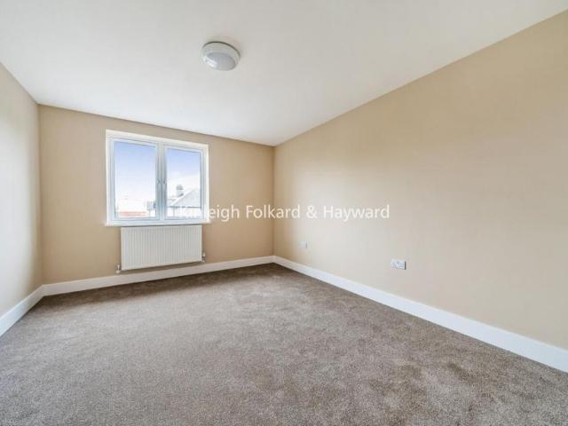 Apartment for rent in West Wickham, Greater London