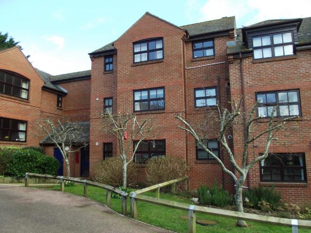 Flat for rent in St Leonards, Watergate