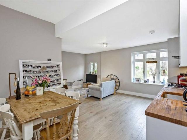 Apartment for rent in Streatham, Greater London