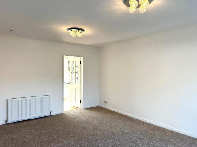 Apartment for rent in Antonshill, Stenhousemuir