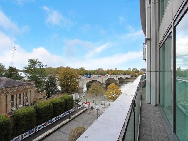 Flat for rent in Putney, Greater London