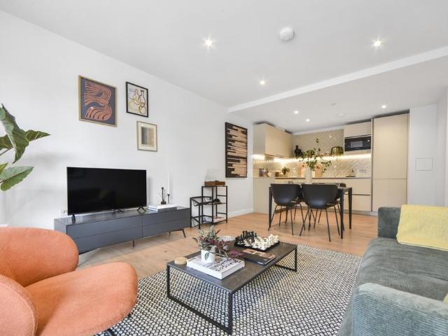 Flat for rent in London Borough of Lewisham, New Cross