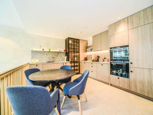Flat for rent in King's Cross, Greater London