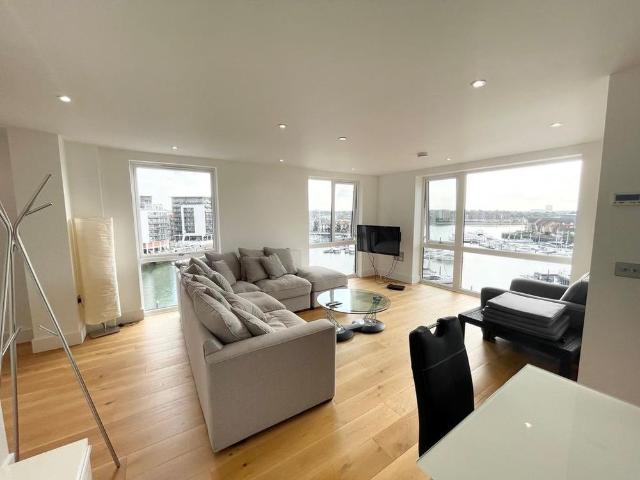 Apartment for rent in Ocean Village, City Of Southampton