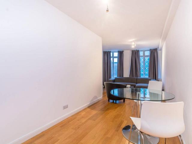 Flat for rent in Cat Hill, Isle Of Man