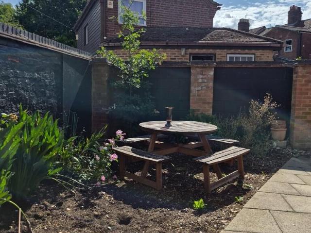 Flat for rent in New Catton, East Bank