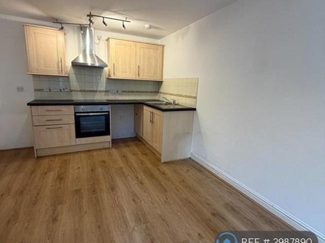 Flat for rent in Higher Runcorn, Halton