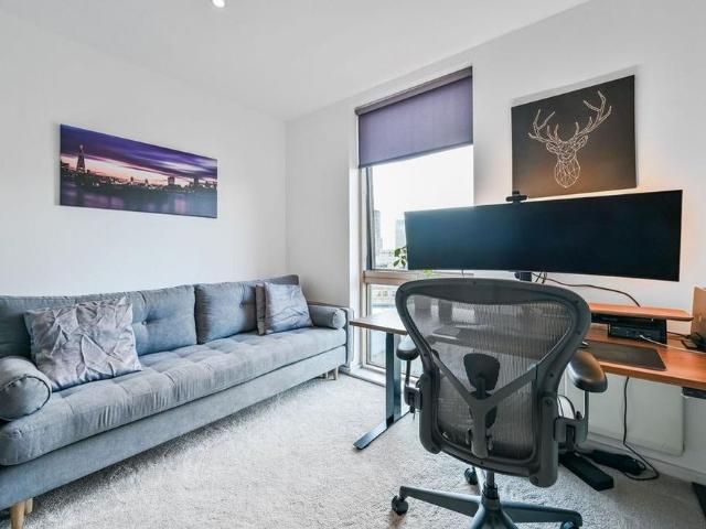 Apartment for rent in Hoxton, Greater London
