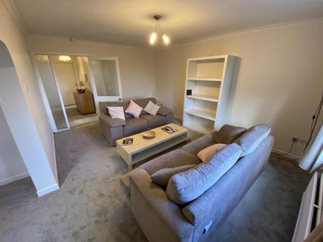 Apartment for rent in New Cathcart, Newlands