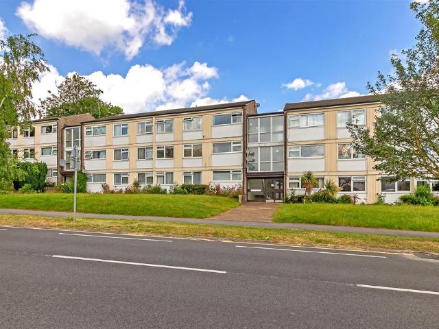 Flat for rent in Five Acres, Isle Of Man