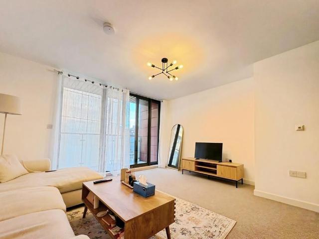 Apartment for rent in Lakenham, East Bank