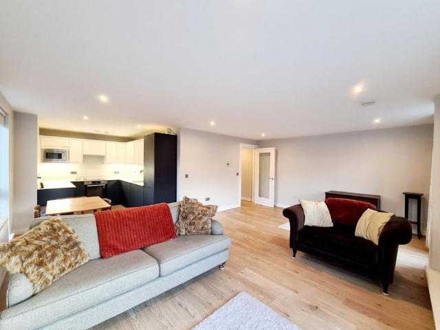 Apartment for rent in Heaviley, Stockport