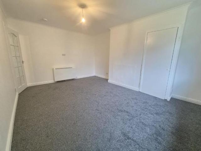 Apartment for rent in Porterfield, Renfrew