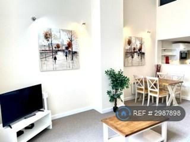 Apartment for rent in Walcot West, Rodbourne