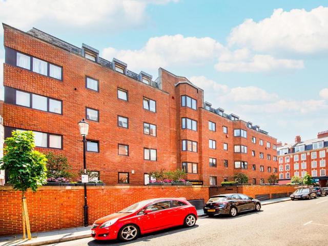 Flat for rent in Chelsea, Greater London