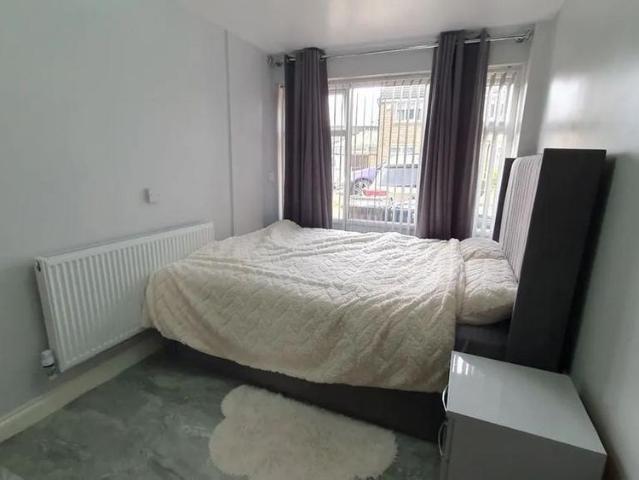 Apartment for rent in Westwood Park, West Yorkshire