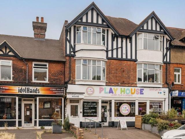 Apartment for rent in Oxted, Hillview
