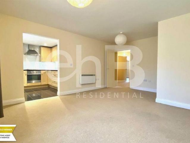Apartment for rent in Woodloes Park, Green Close