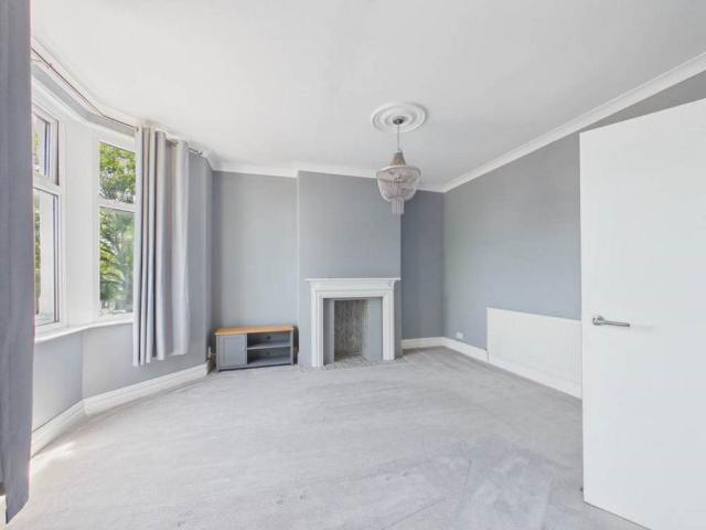 Flat for rent in Barry Island, Barry