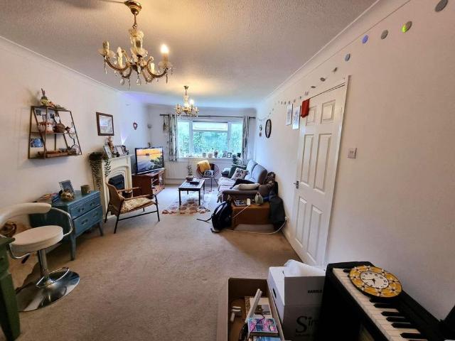 Apartment for rent in Rhydypenau, Falcon Lodge