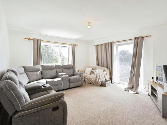 Apartment for rent in Almodington, Littlecote